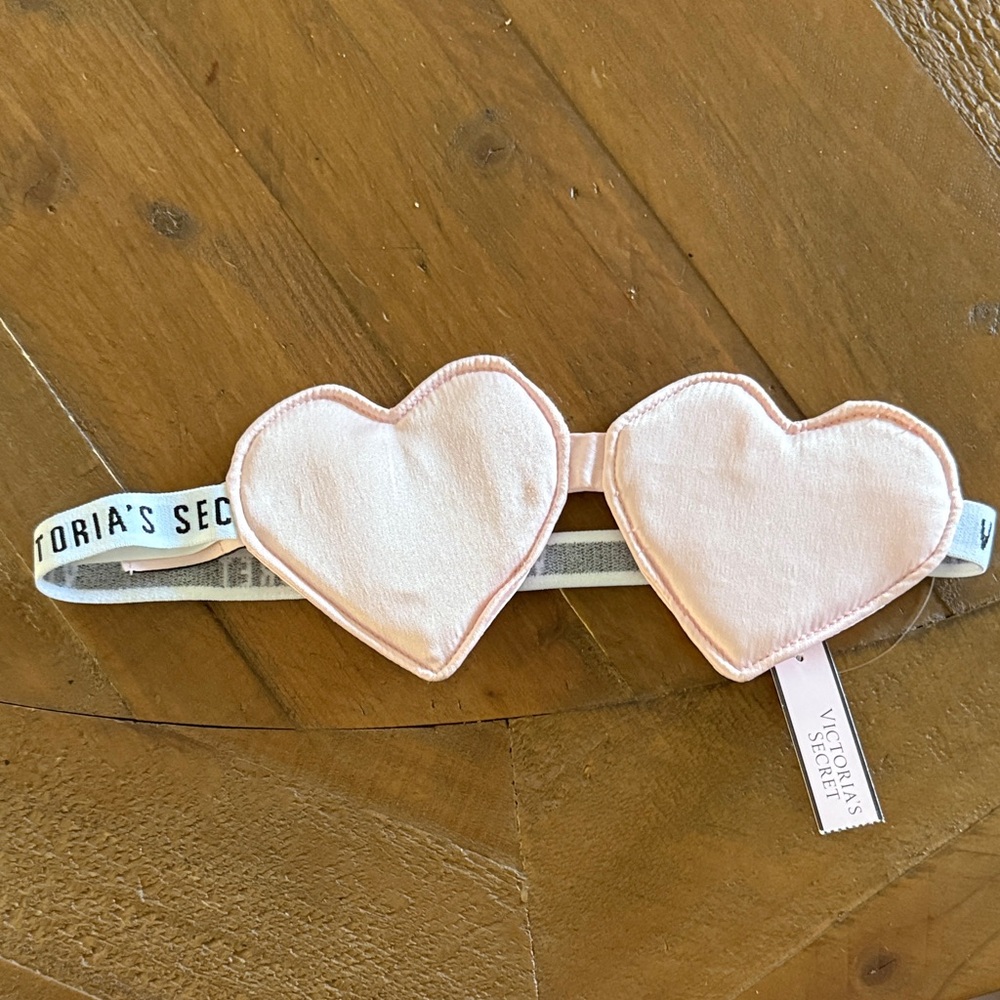 Victoria's Secret heart eye mask